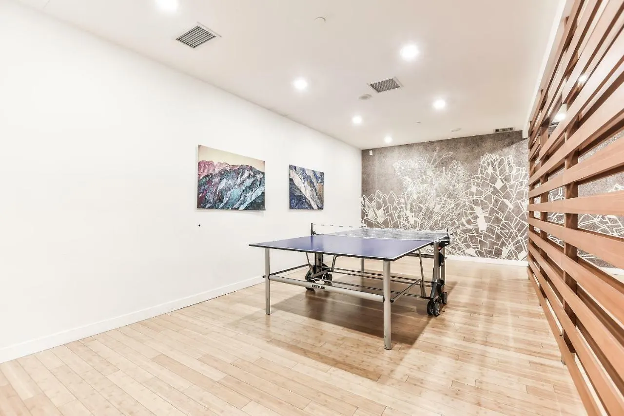Apartment Iceboat Terrace Luxury Condos Toronto Canada