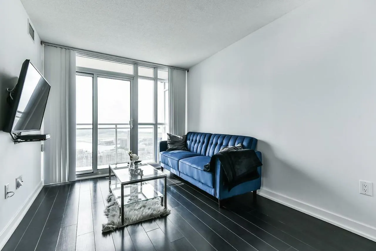 Iceboat Terrace Luxury Condos Toronto 0*,